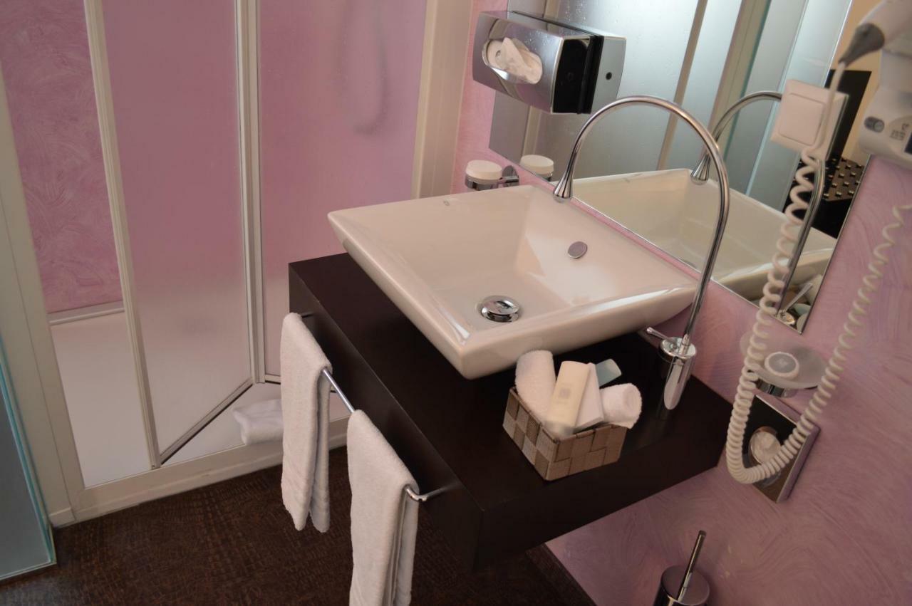 Boutique Hotel La Rinascente Locarno Eksteriør bilde